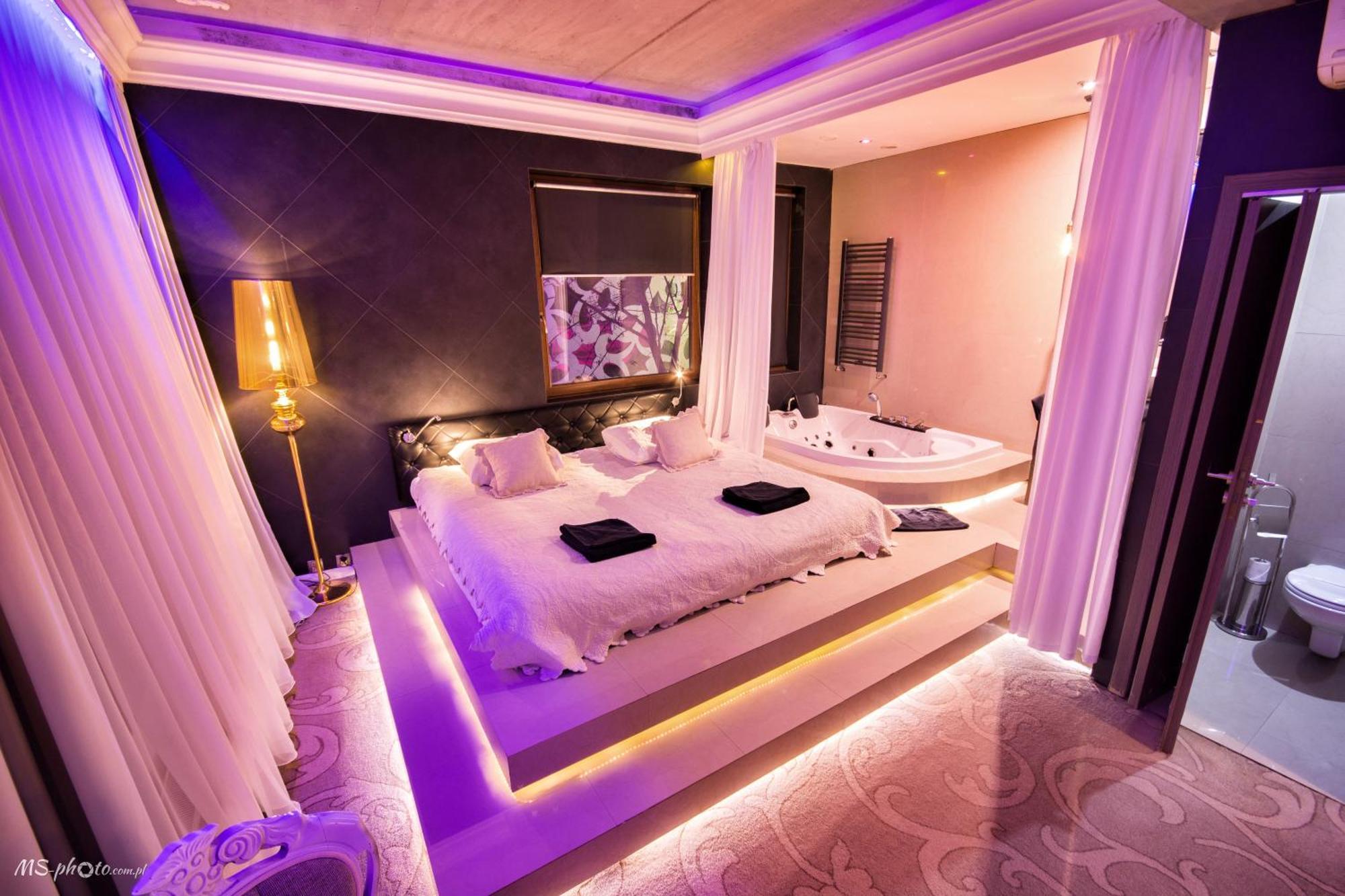 Hotel Ramka & Restaurant & Wine Bar Познан Стая снимка